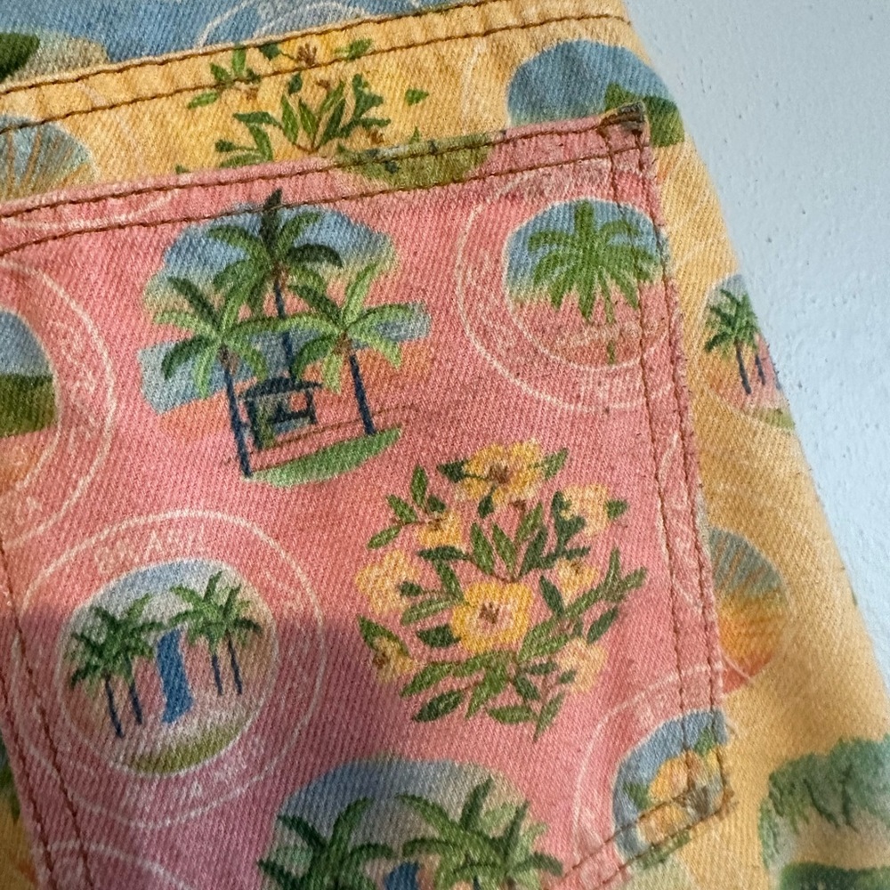 FARM Rio Multicolor Tropical Jean Shorts - Picture 4 of 6